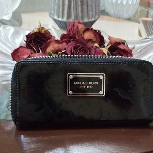 Michael Kors wallet